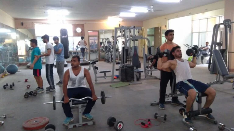 Gymnasium & Sports Recreation Center